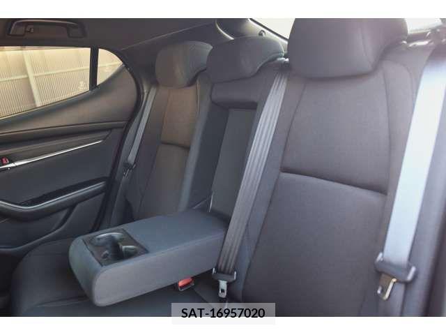 Mazda MAZDA3 2023-03 213807-9