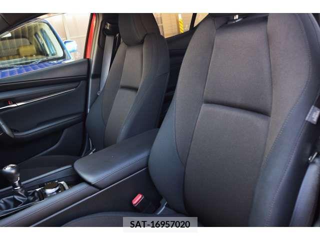 Mazda MAZDA3 2023-03 213807-7