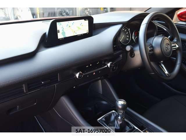 Mazda MAZDA3 2023-03 213807-1