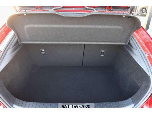 Mazda MAZDA3 2023-03 213807-18