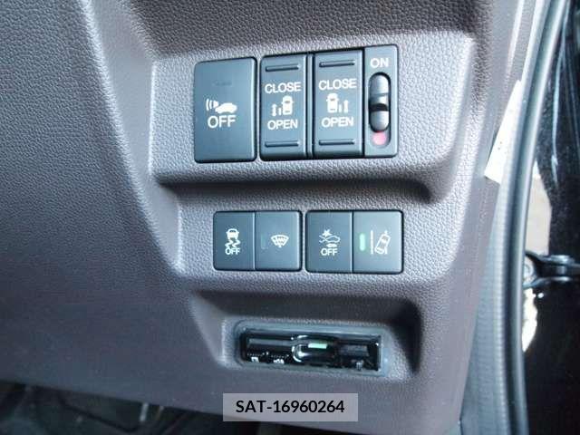 Honda FREED HYBRID 2019-04 303058-15