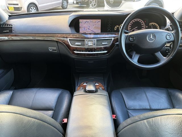 Mercedes Benz S-CLASS 2008-11 182837-1