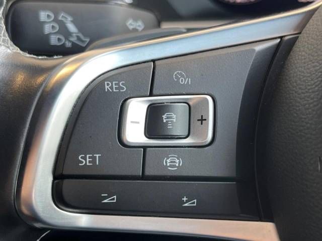 VolksWagen TIGUAN 2019-02 185456-3