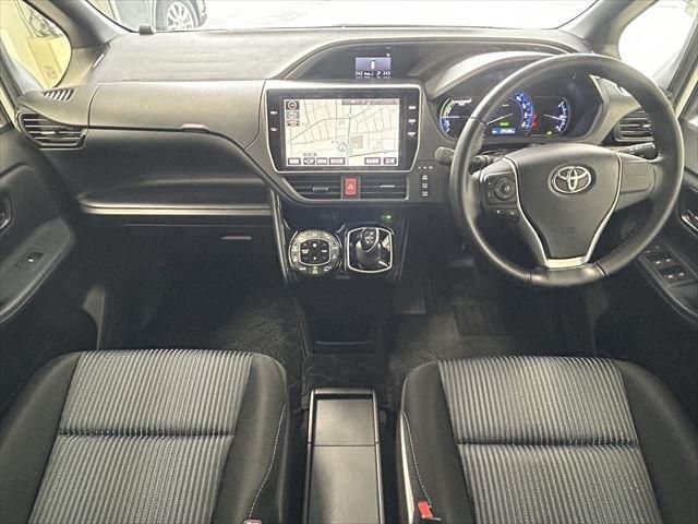 Toyota VOXY HYBRID 2016-08 193264-18