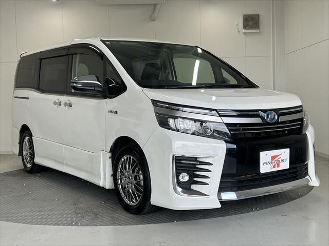 Toyota VOXY HYBRID 2016-08 193264-2