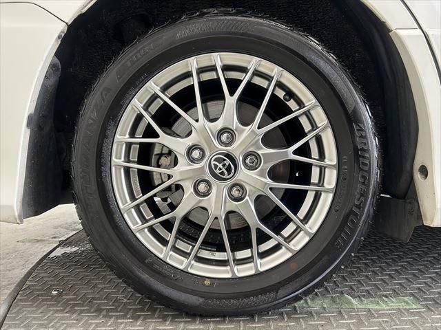 Toyota VOXY HYBRID 2016-08 193264-15