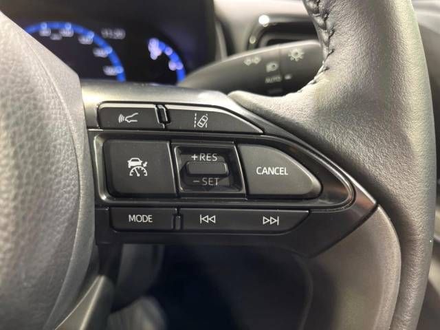 Toyota YARIS CROSS 2023-04 194445-7