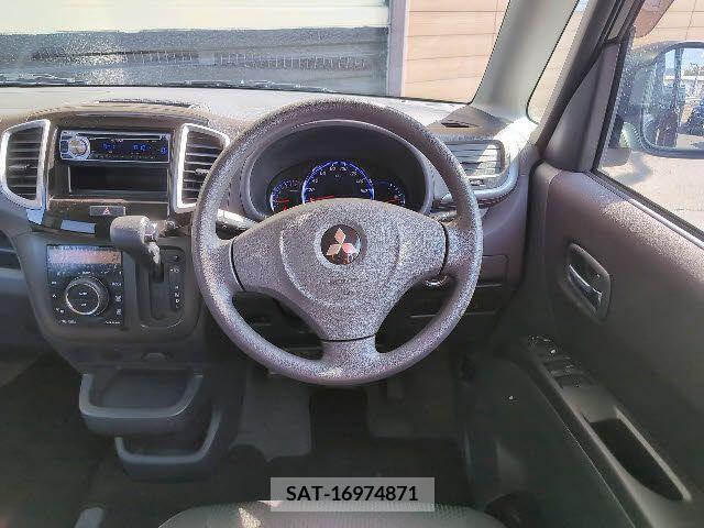 Mitsubishi DELICA D2 2011-06 219356-1