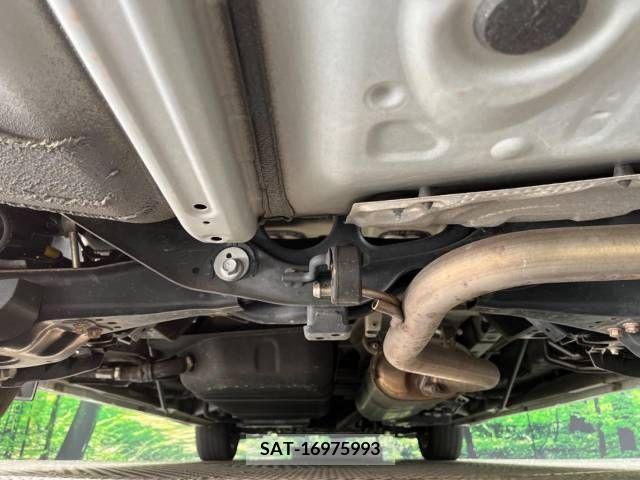 Toyota VELLFIRE 2015-08 288038-19