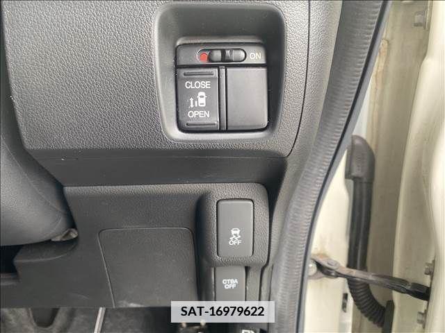 Honda N BOX CUSTOM 2014-06 380724-13