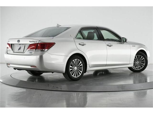 Toyota CROWN SEDAN 2014-04 29265-1