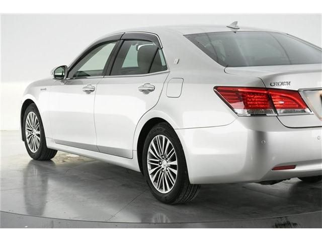 Toyota CROWN SEDAN 2014-04 29265-6