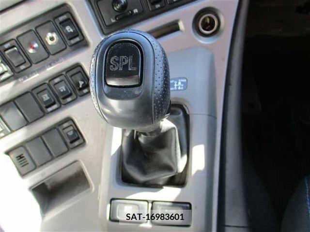 Nissan QUON 2011-03 301211-4