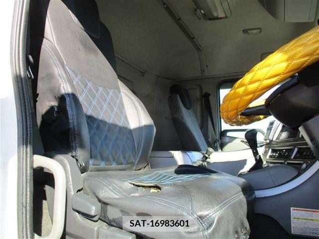 Nissan QUON 2011-03 301211-11
