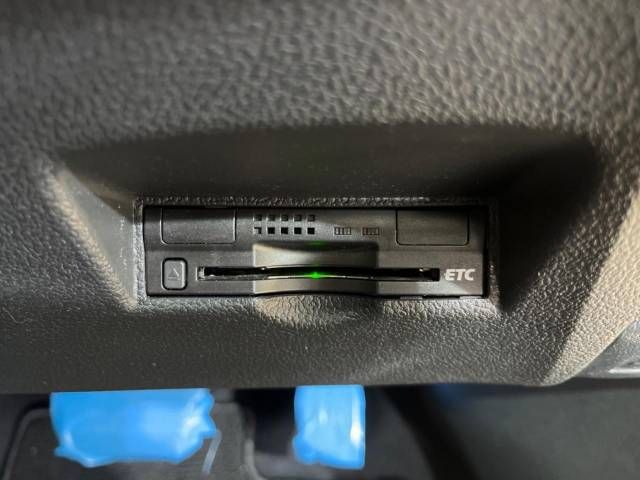 Toyota PRIUS 2016-05 183702-4