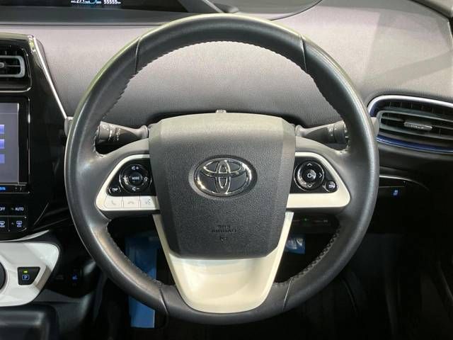 Toyota PRIUS 2016-05 183702-7