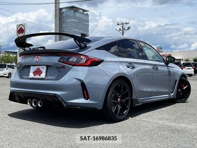 Honda CIVIC 2023-08 341621-2