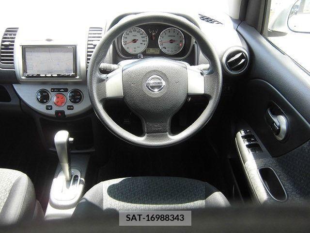 Nissan NOTE 2012-01 351890-1
