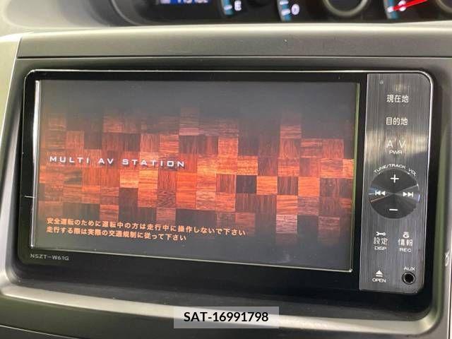 Toyota NOAH 2011-11 340544-2