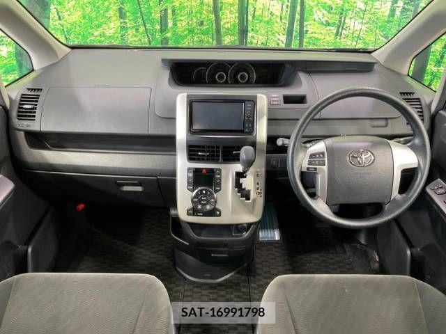 Toyota NOAH 2011-11 340544-1