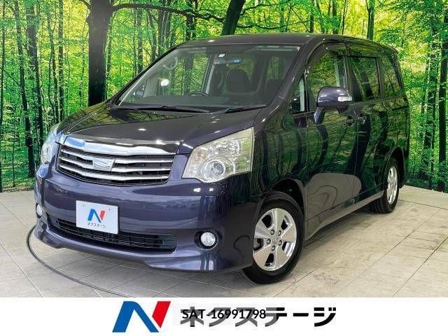 Toyota NOAH 2011-11 340544-0