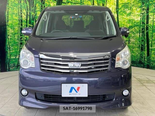 Toyota NOAH 2011-11 340544-15