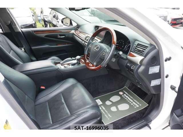 Lexus LS 2012-11 200429-19