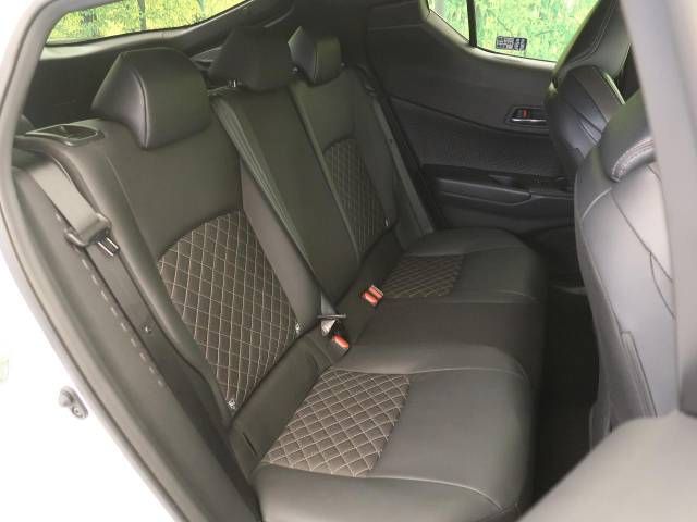 Toyota C-HR 2023-06 194855-10