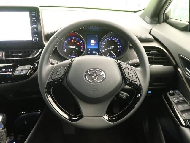Toyota C-HR 2023-06 194855-12