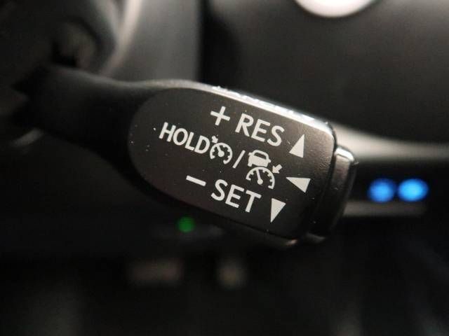 Toyota C-HR 2023-06 194855-5
