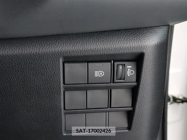 Toyota NOAH 2023-08 342735-18