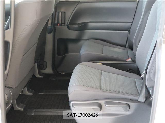 Toyota NOAH 2023-08 342735-12