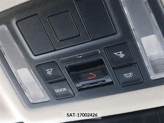 Toyota NOAH 2023-08 342735-10