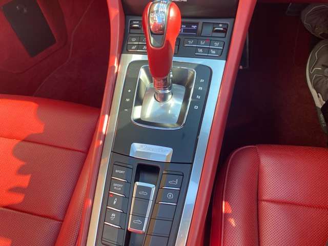 Porsche BOXSTER 2013-03 8491-18