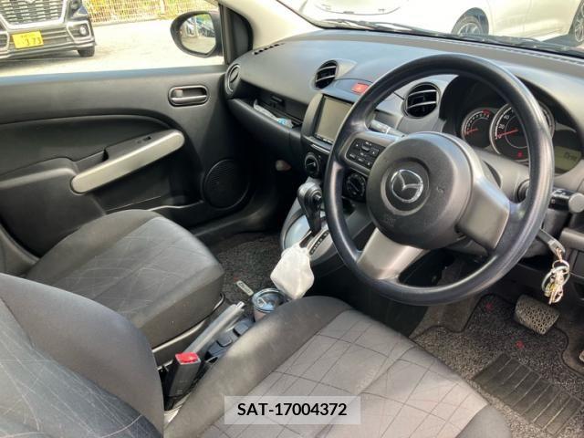 Mazda DEMIO 2011-10 390504-13