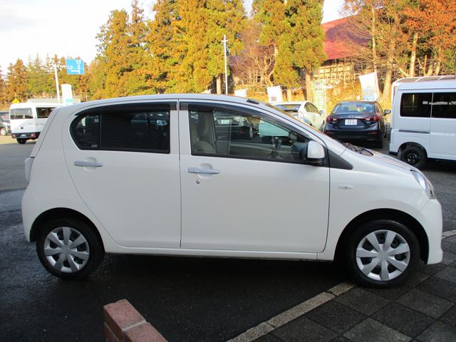 Daihatsu MIRA ES 2012-09 8234-5