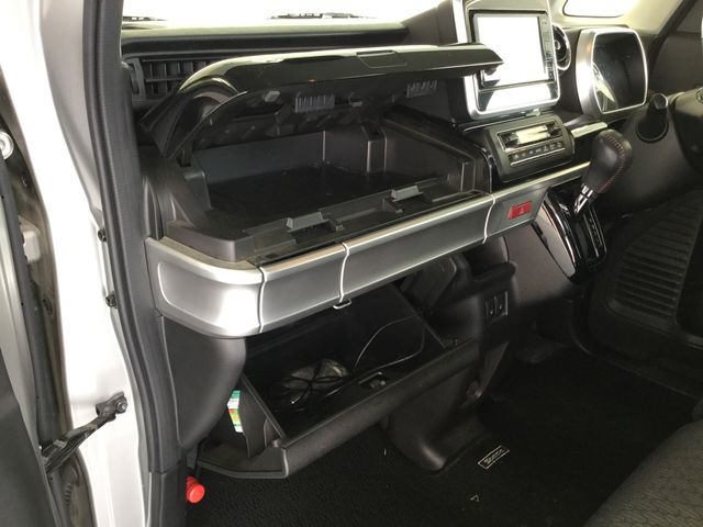 Suzuki SPACIA 2018-06 22645-18