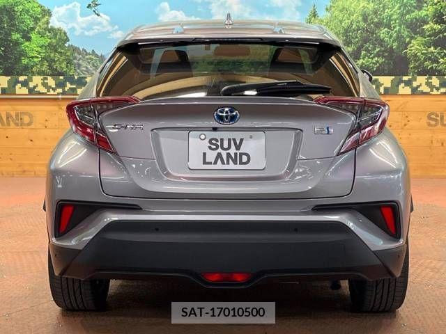 Toyota C-HR 2018-11 294921-17