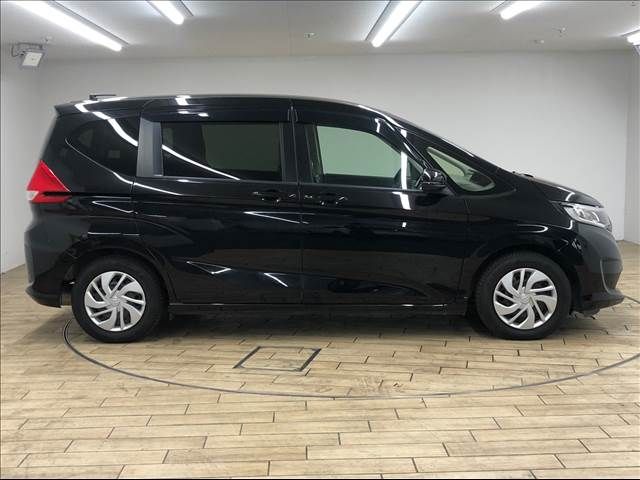 Honda FREED 2018-05 17527-14