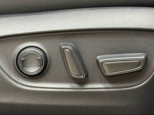 Toyota RAV4 2021-12 14592-6