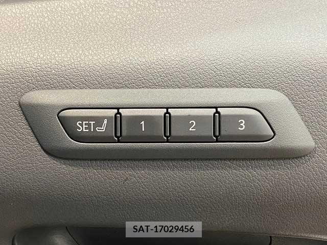 Lexus UX 2019-05 363065-6