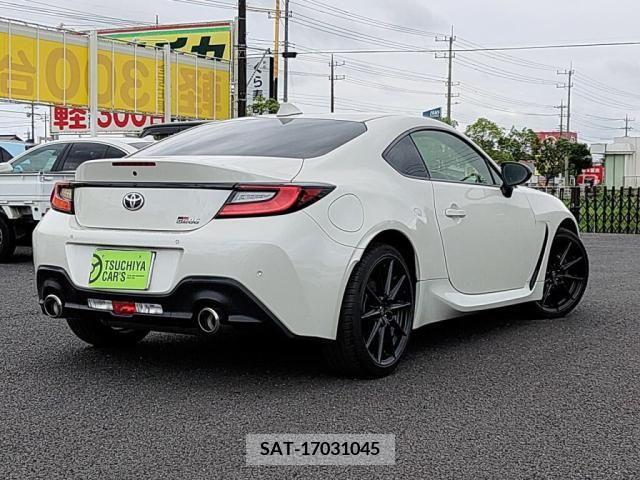 Toyota 86 2023-03 351661-1