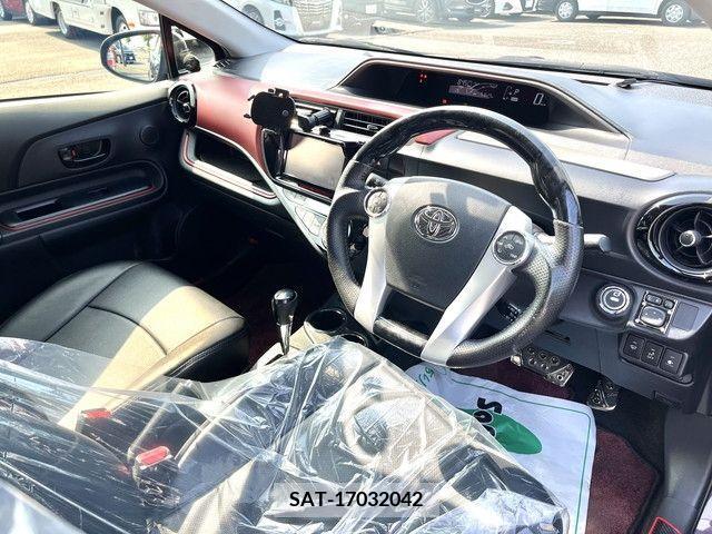 Toyota AQUA 2015-05 384042-16
