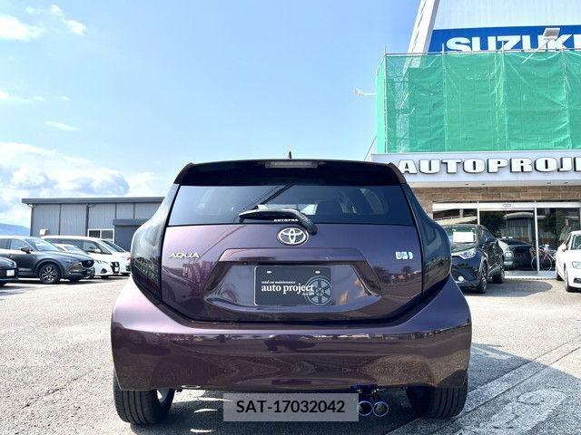 Toyota AQUA 2015-05 384042-8