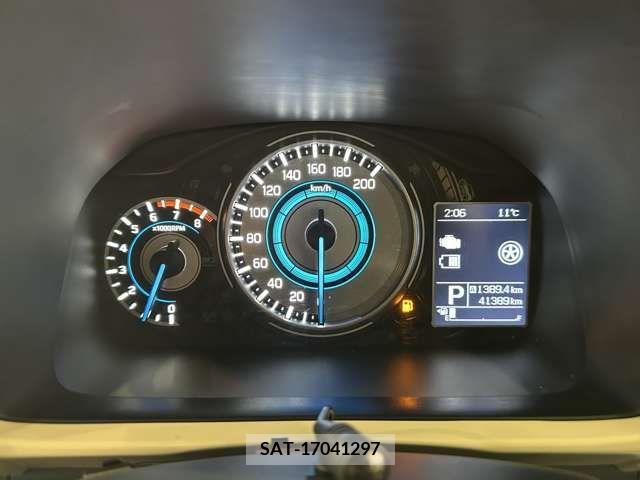 Suzuki X BEE 2018-04 245766-14