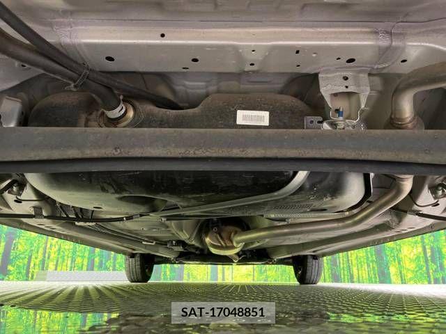 Suzuki ALTO 2019-03 305131-18