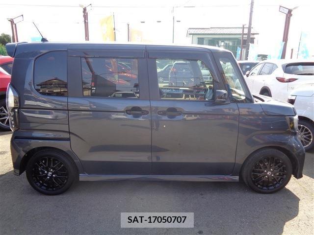 Honda N BOX CUSTOM 2022-03 307295-2