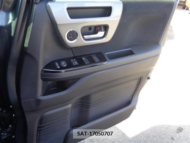 Honda N BOX CUSTOM 2022-03 307295-21
