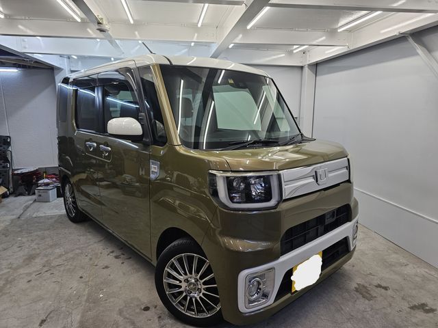 Daihatsu WAKE 2017-06 10792-3