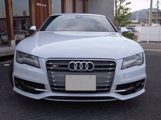 Audi S7 2014-04 4804-22